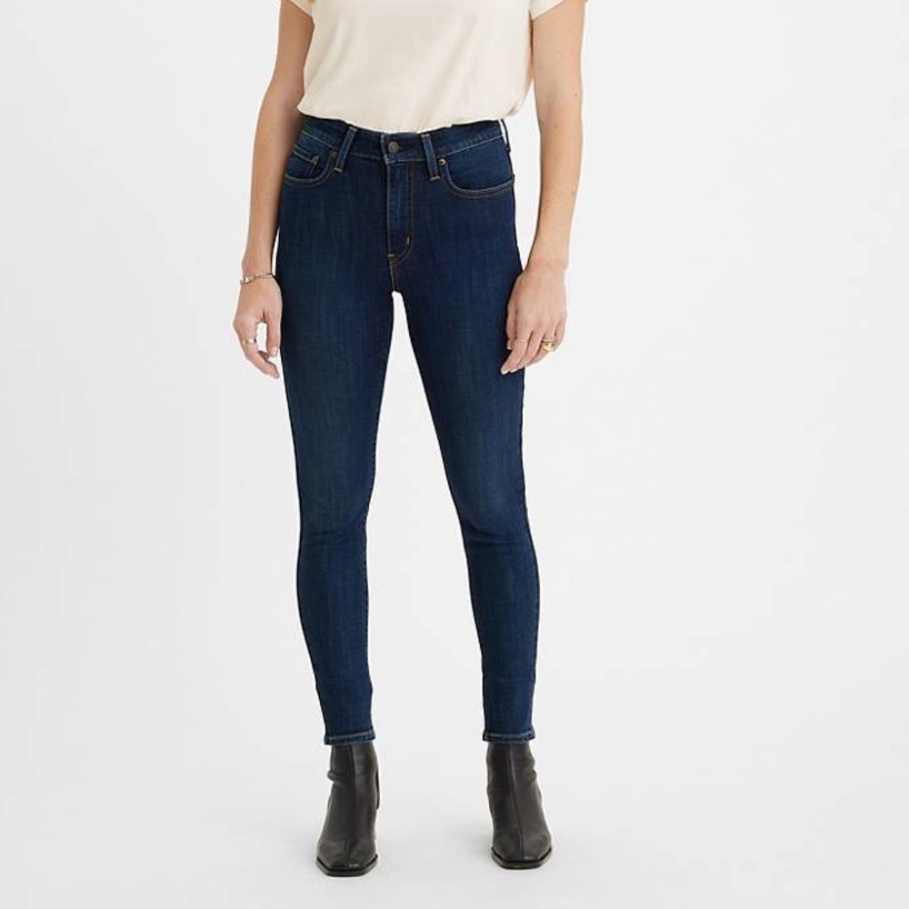 Levi's 721 High Rise Skinny Dark Blue Jeans Size 28